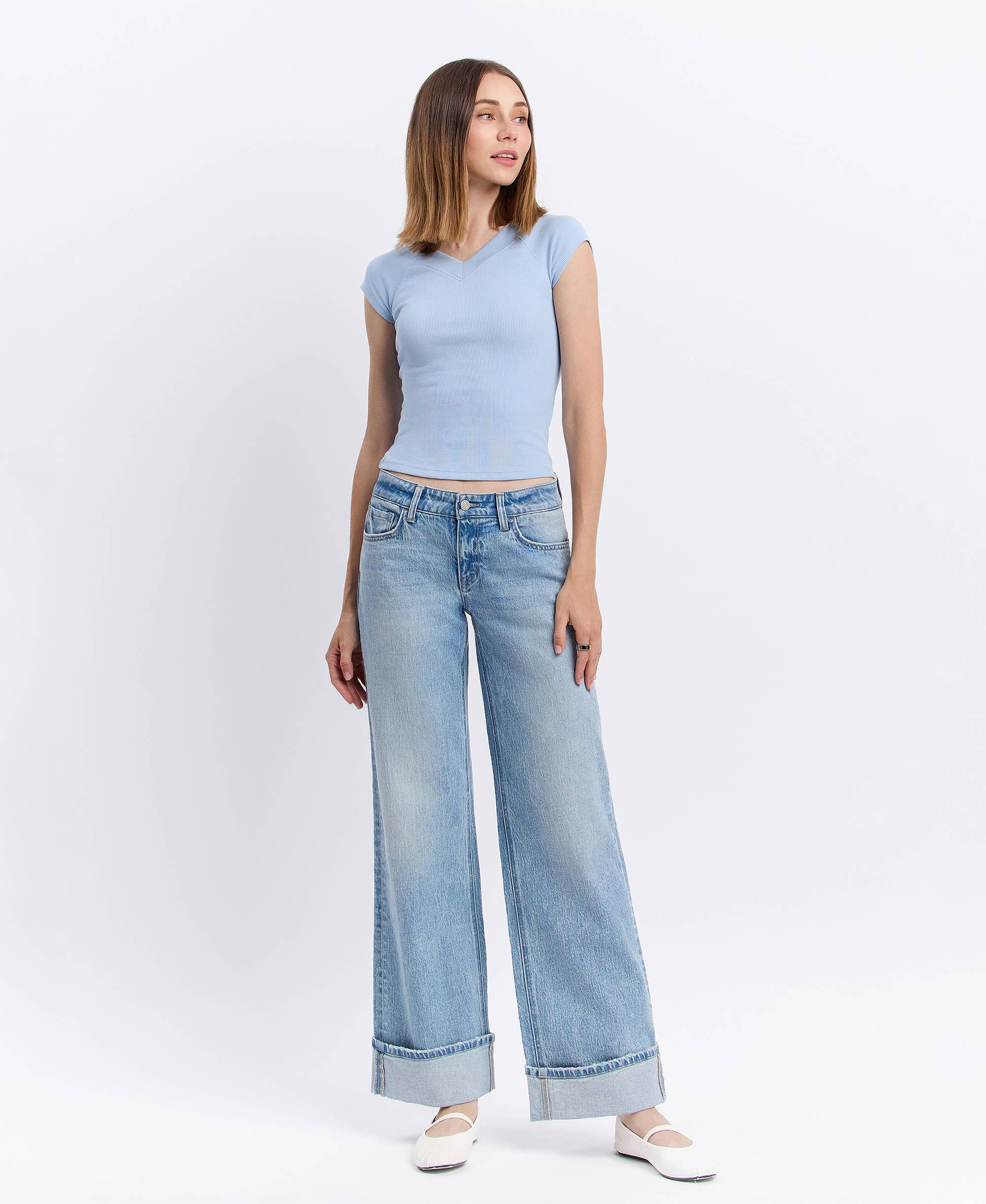 LOW RISE LIGHT WASH CUFFED BAGGY WIDE JEANS by Vervet