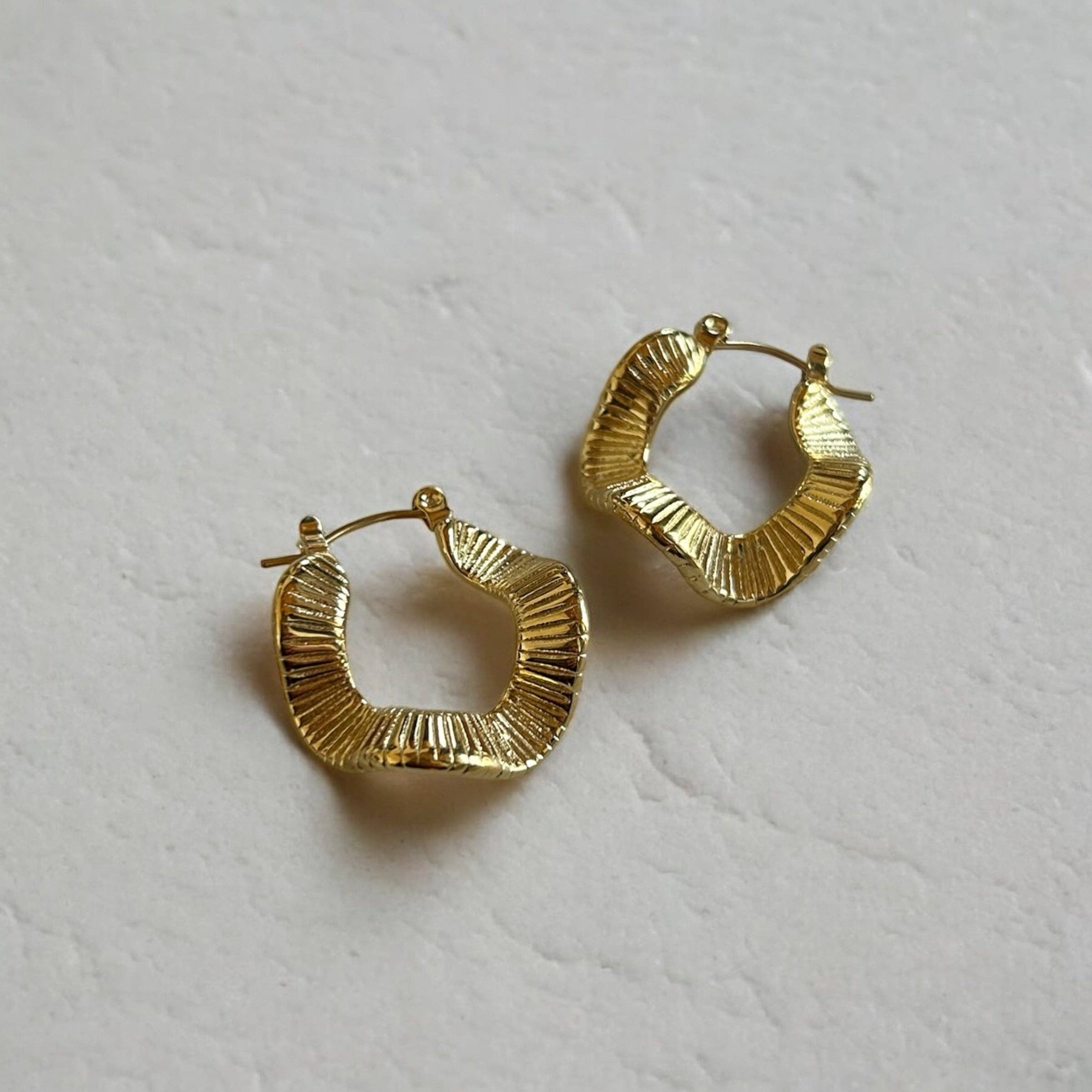 Lyra Hoops by Boem