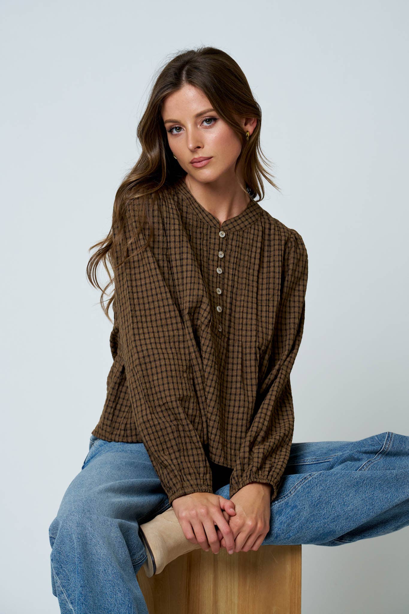 PLAID PINTUCK DETAIL HENLEY LONG SLEEVE TOP