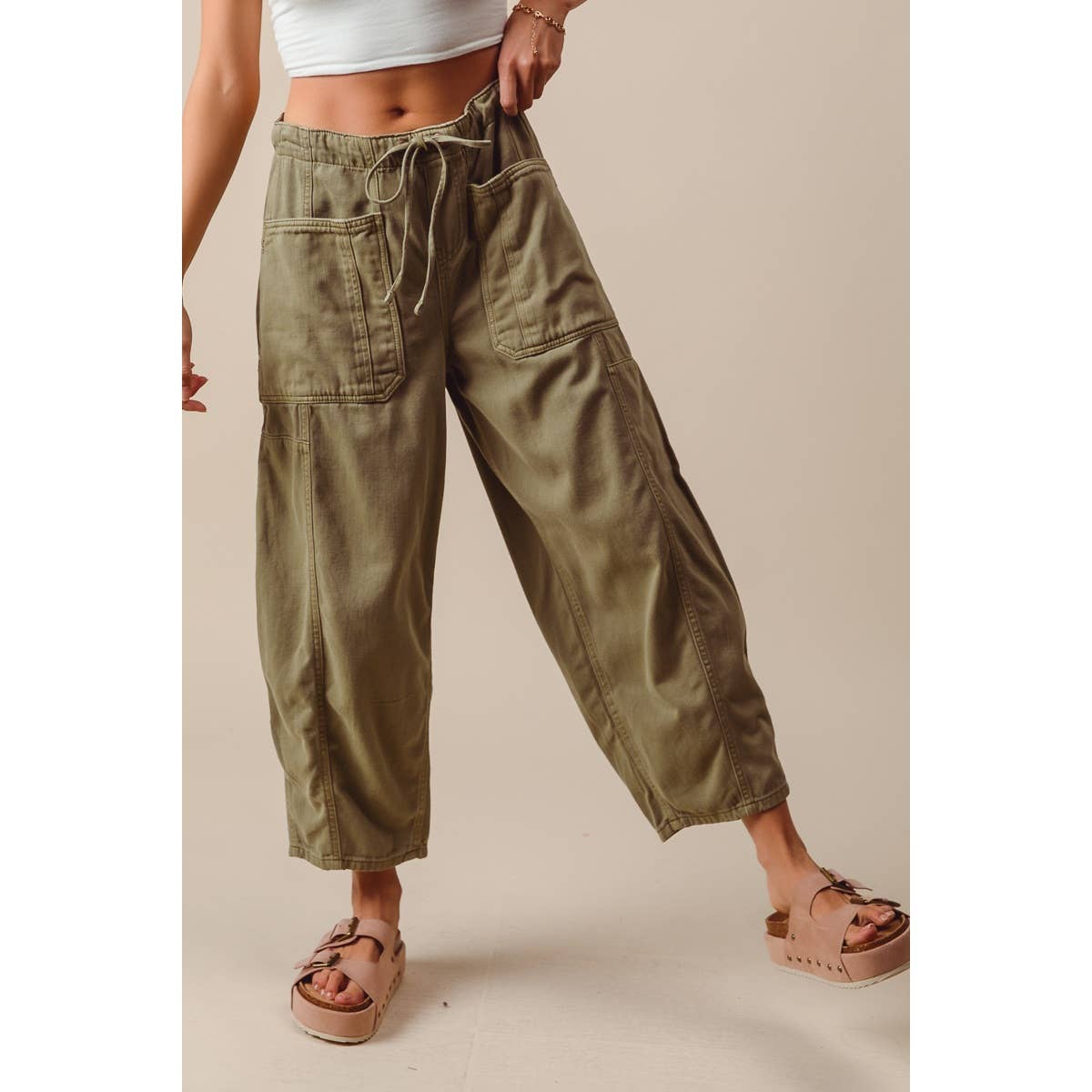 MID RISE WIDE LEG PANTS by So Me