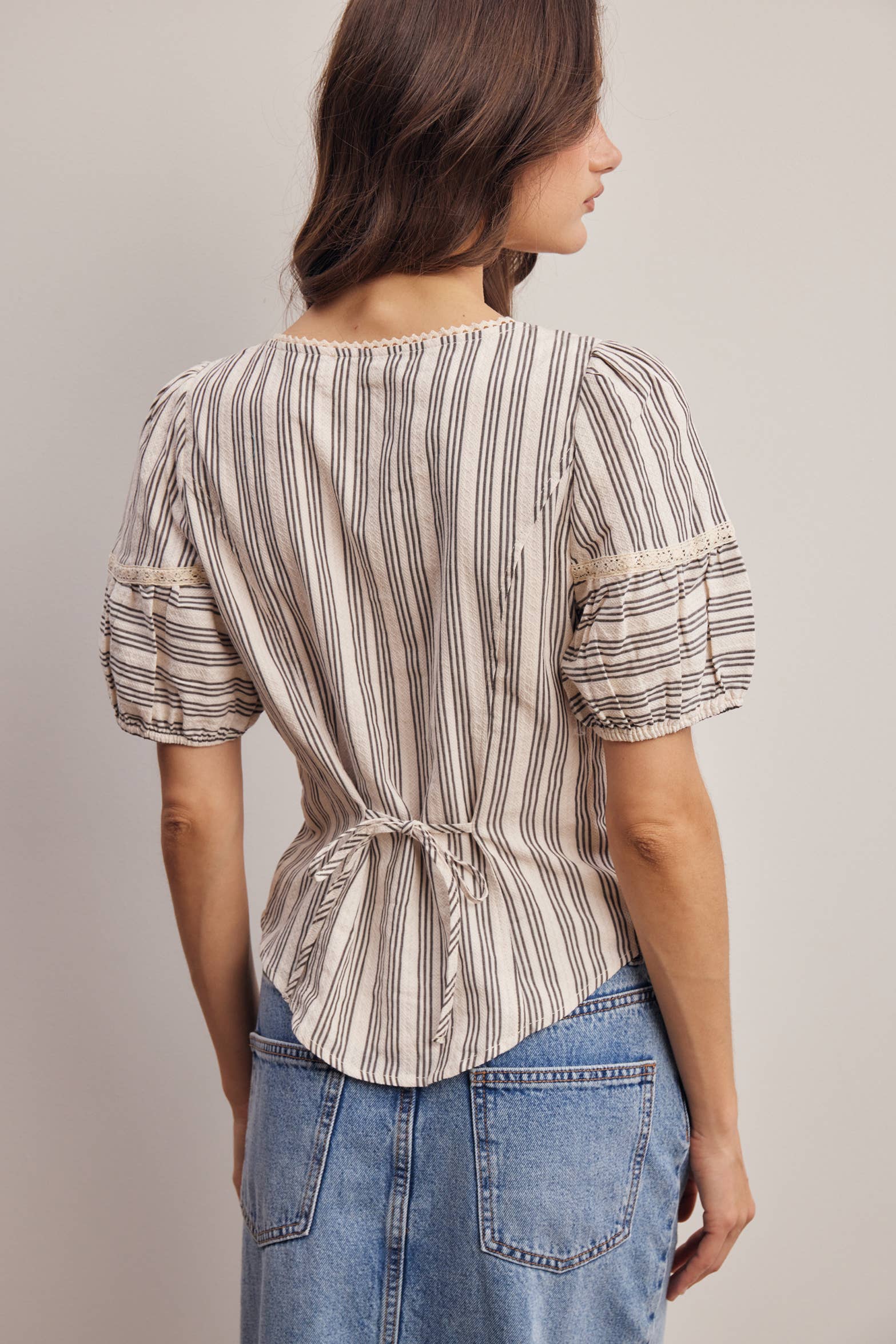 Striped Lace-Trim Puff Sleeve Blouse