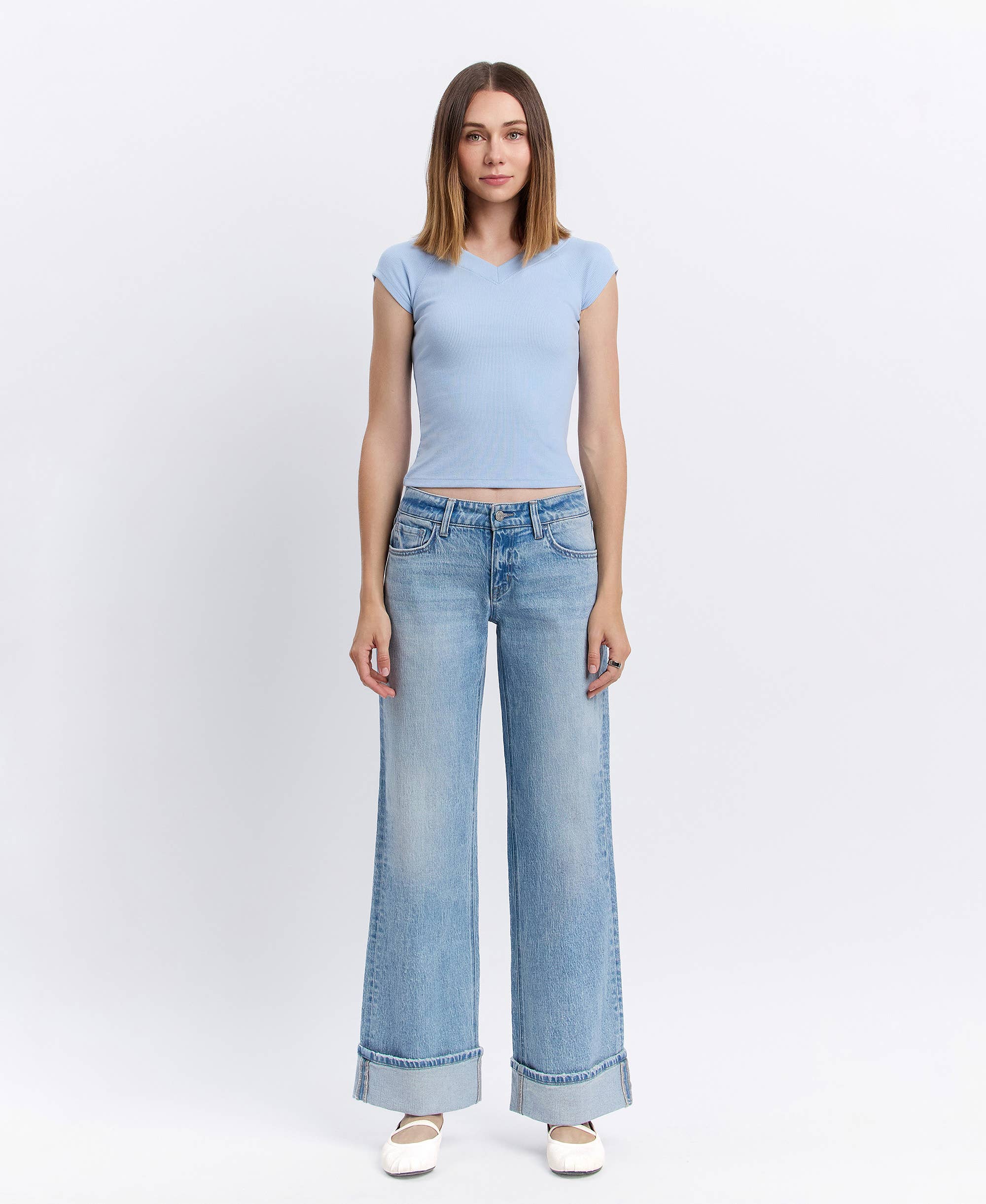 LOW RISE LIGHT WASH CUFFED BAGGY WIDE JEANS by Vervet