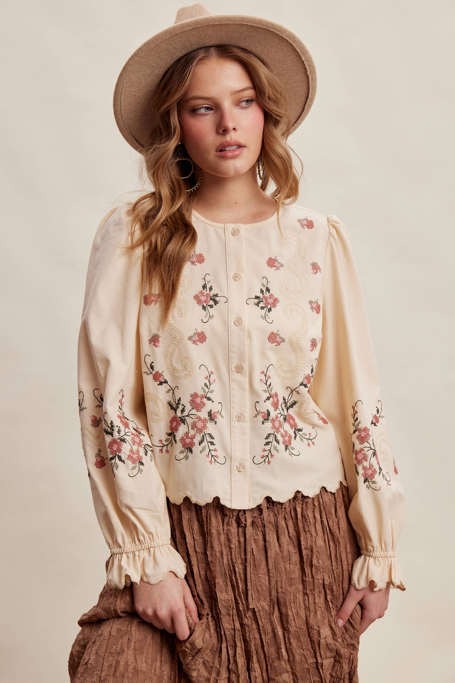 Embroidered Scallop Hem Cotton