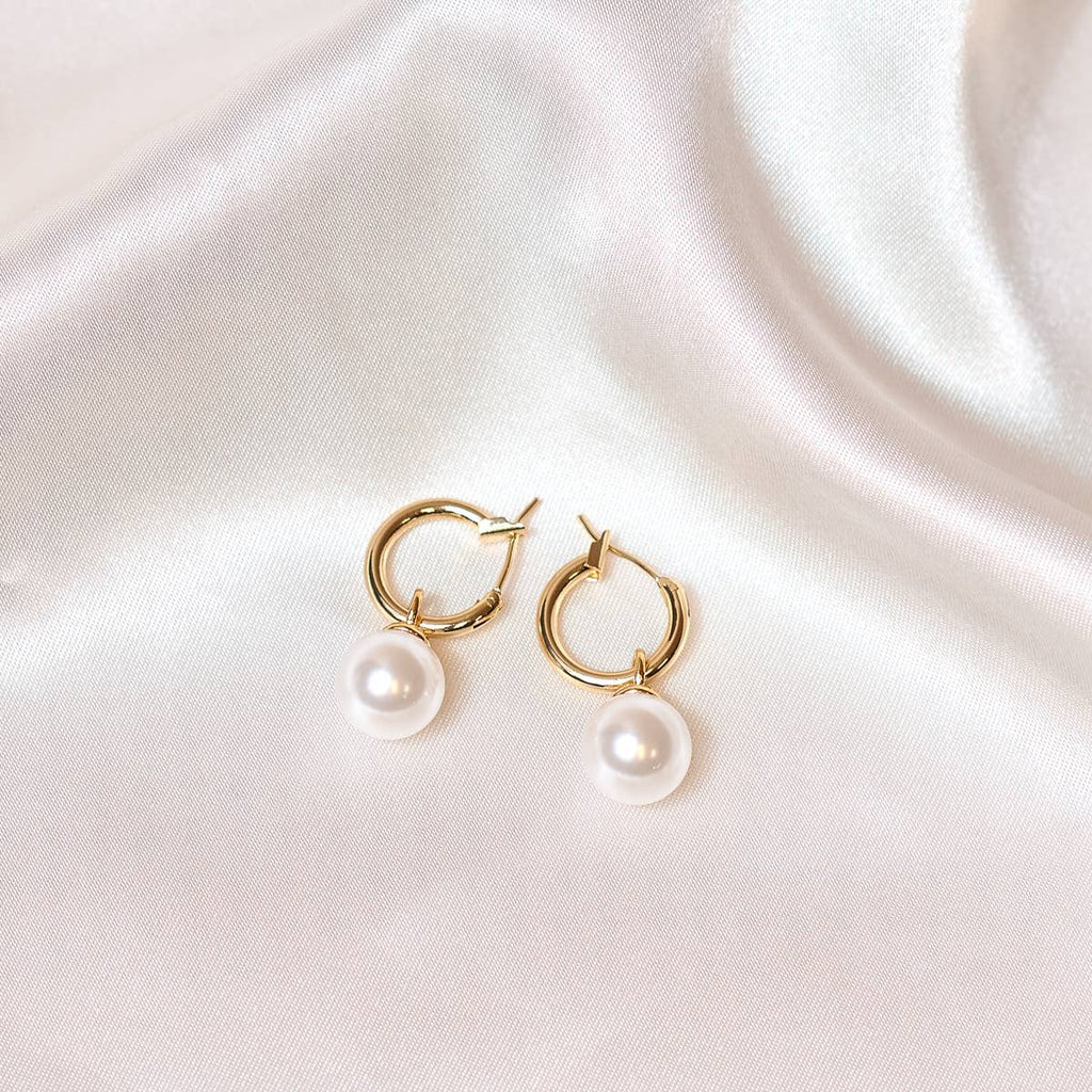Dainty Pearl Standout Earrings