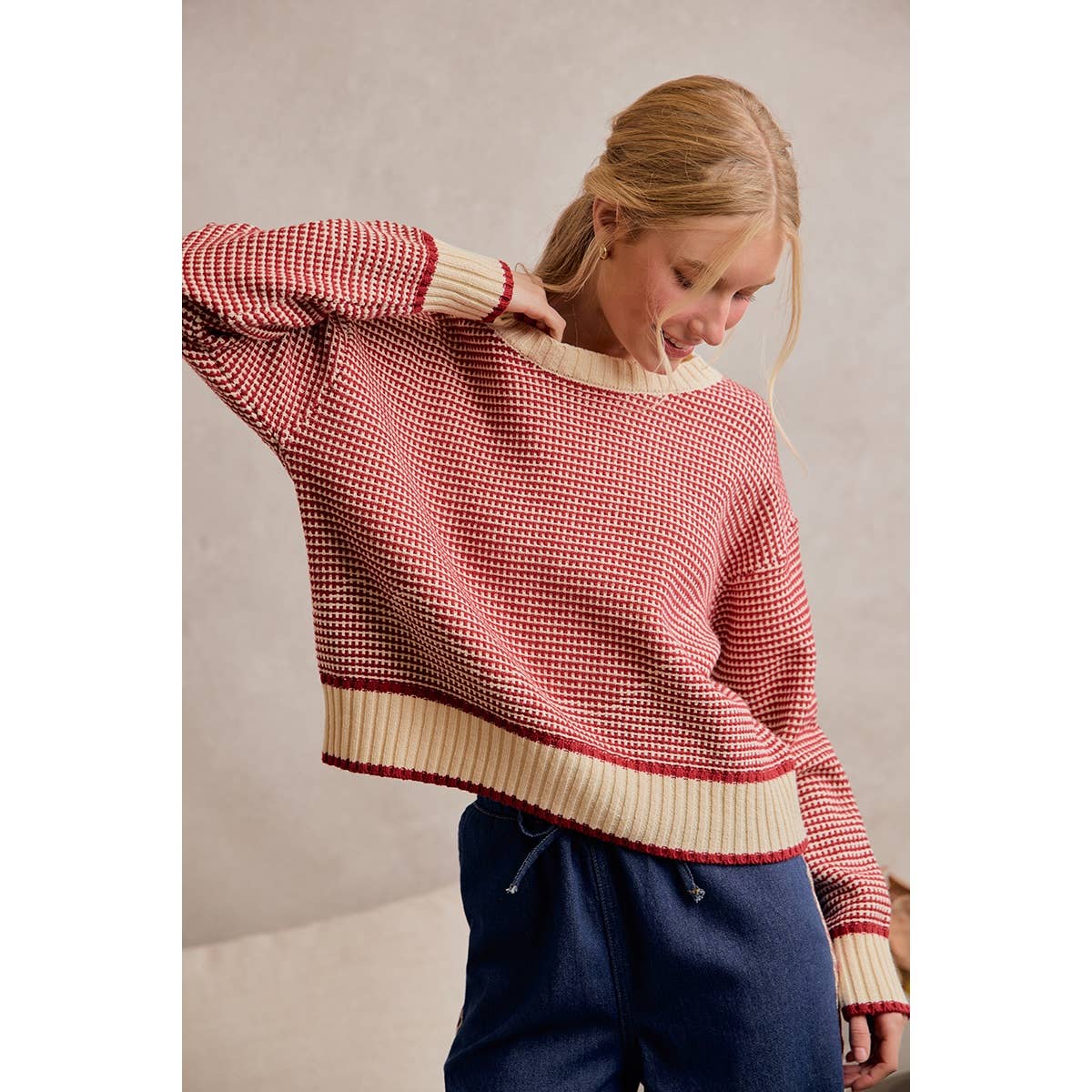 TEXTURED CREWNECK SWEATER