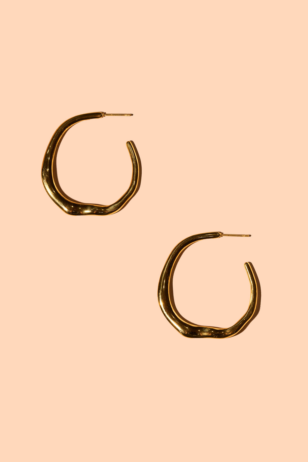 Oliver Hoops by Peter & June