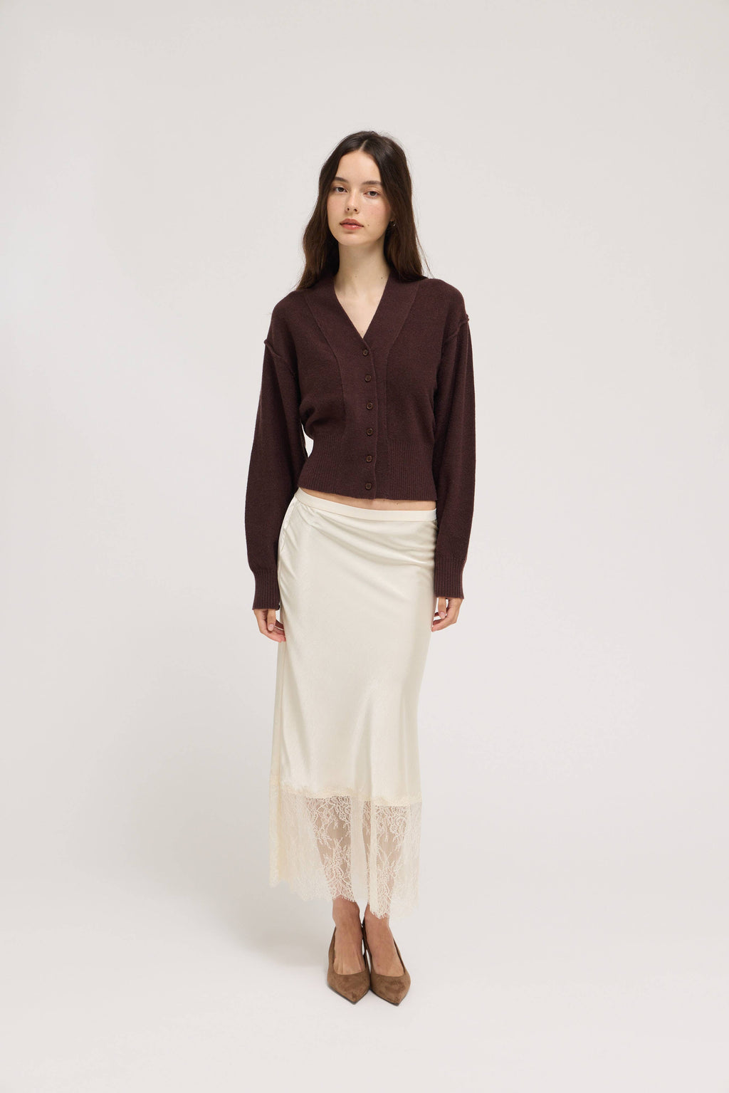 V-NECK CARDIGAN