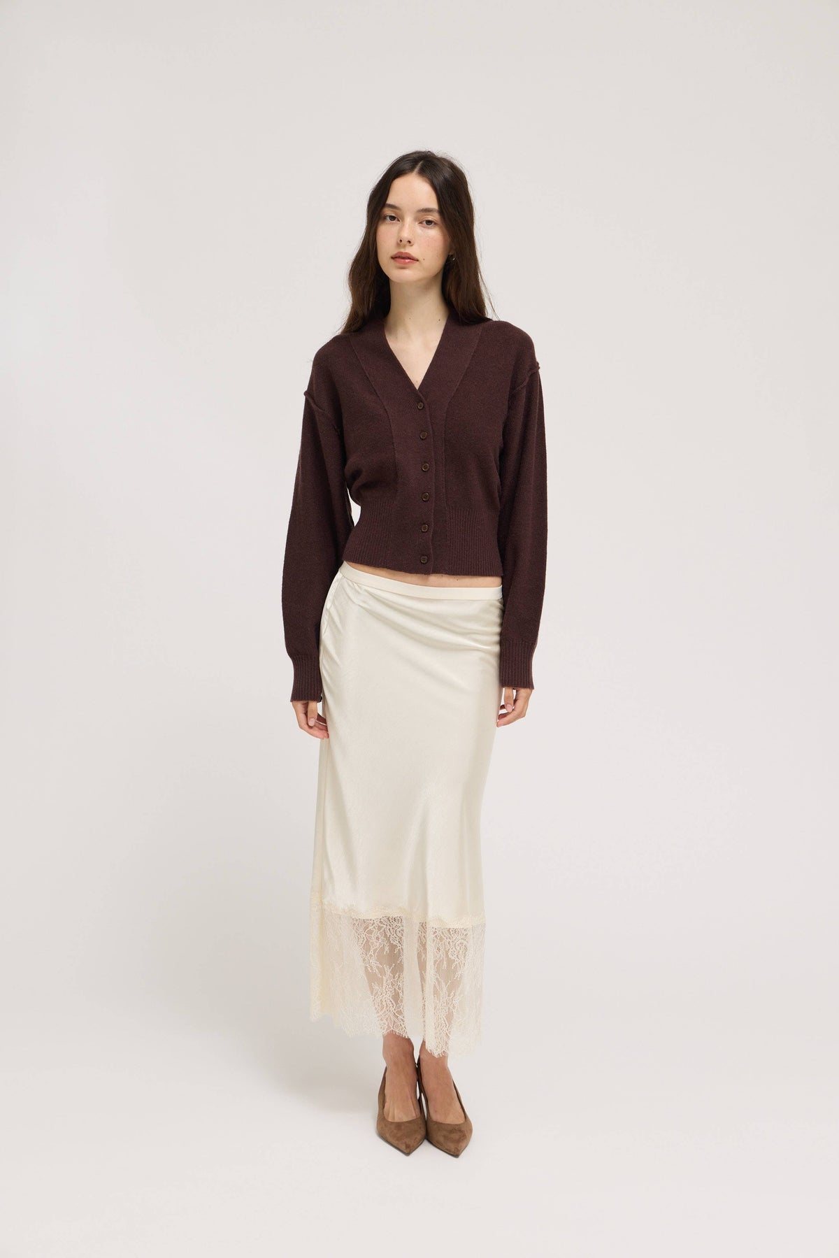 V-NECK CARDIGAN