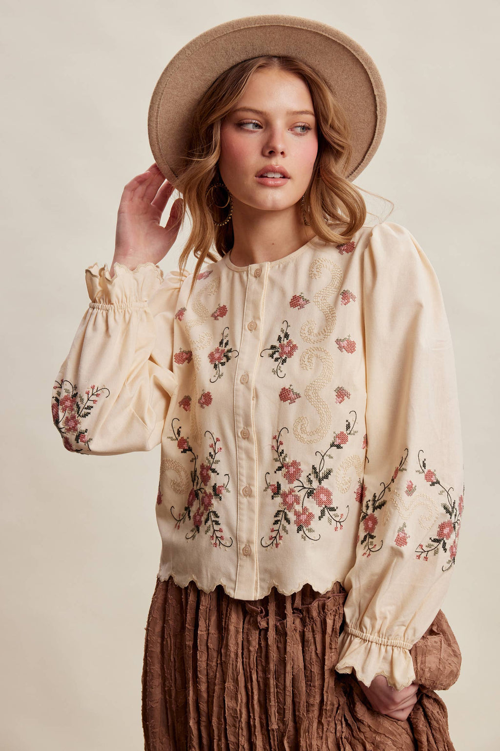 Embroidered Scallop Hem Cotton