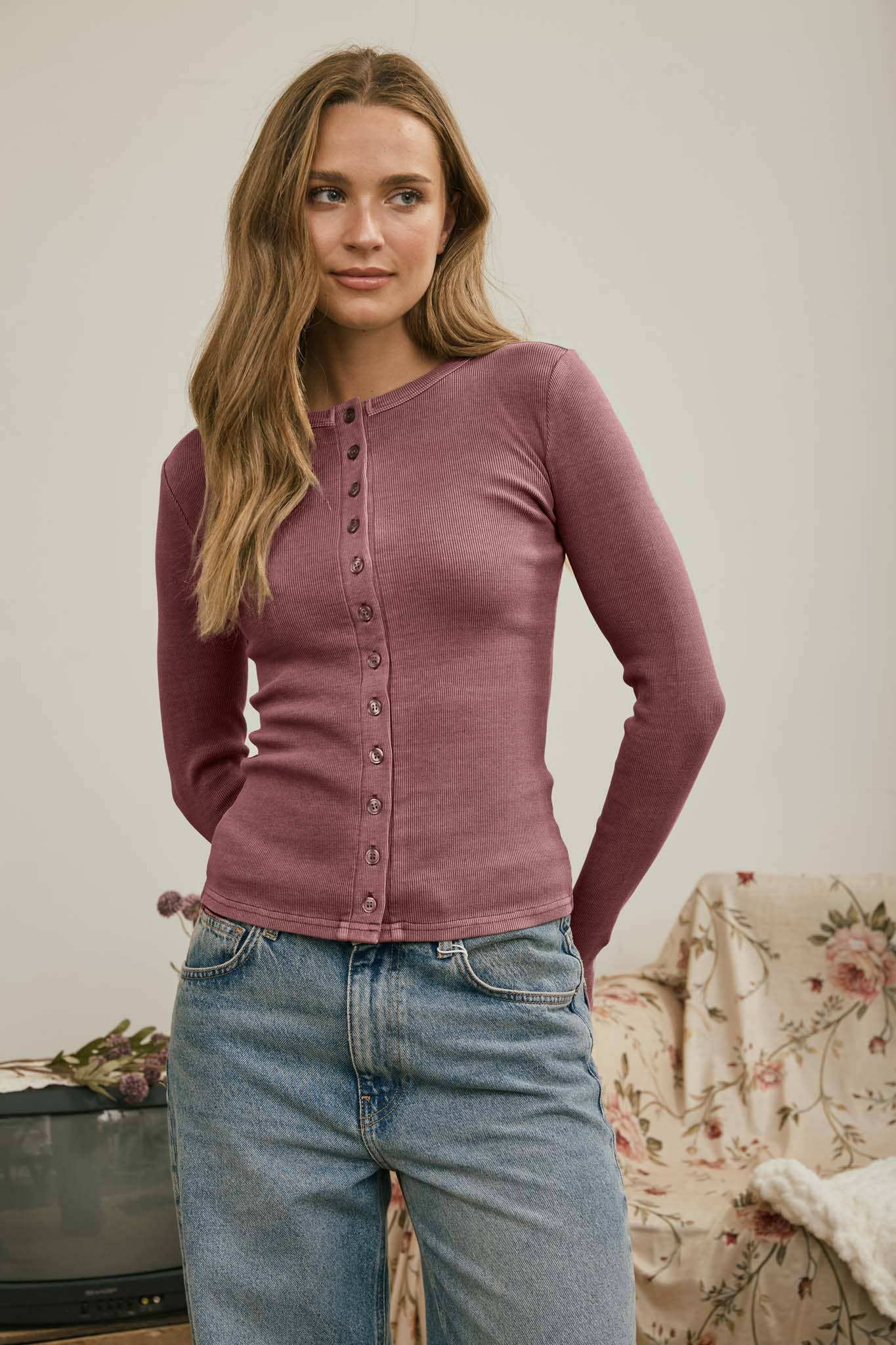 BUTTON FRONT LONG SLEEVE TOP
