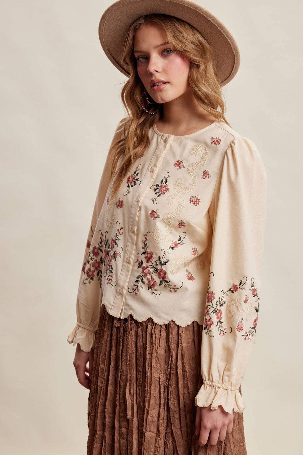 Embroidered Scallop Hem Cotton