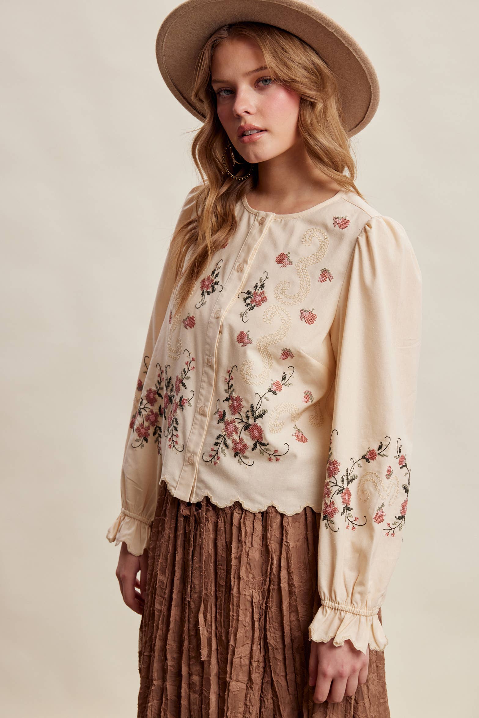 Embroidered Scallop Hem Cotton