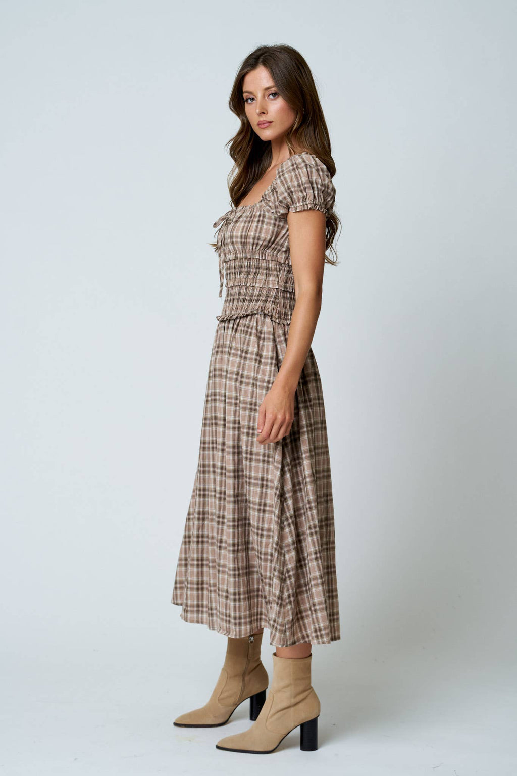 PLAID PUFF SLEEVE RUFFLED SMOCKED WAIST MIDI DRESS