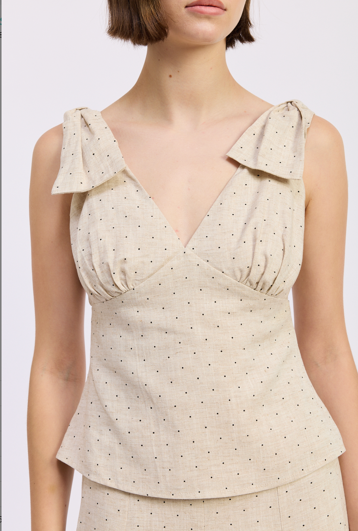 En Saison Blakely Sleeveless Top