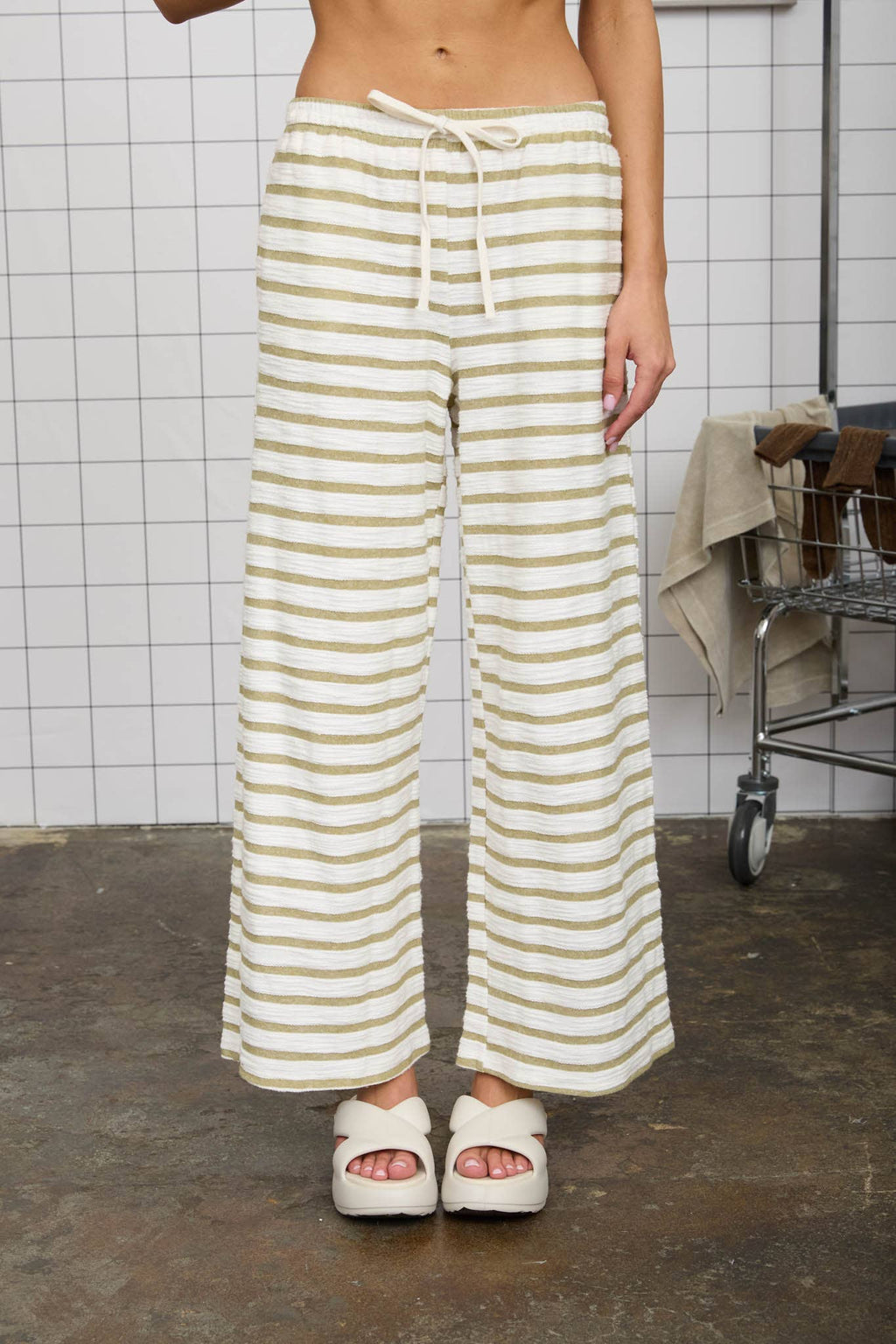 STRIPE DRAWSTRING WIDE LEG KNIT LOUNGE PANTS