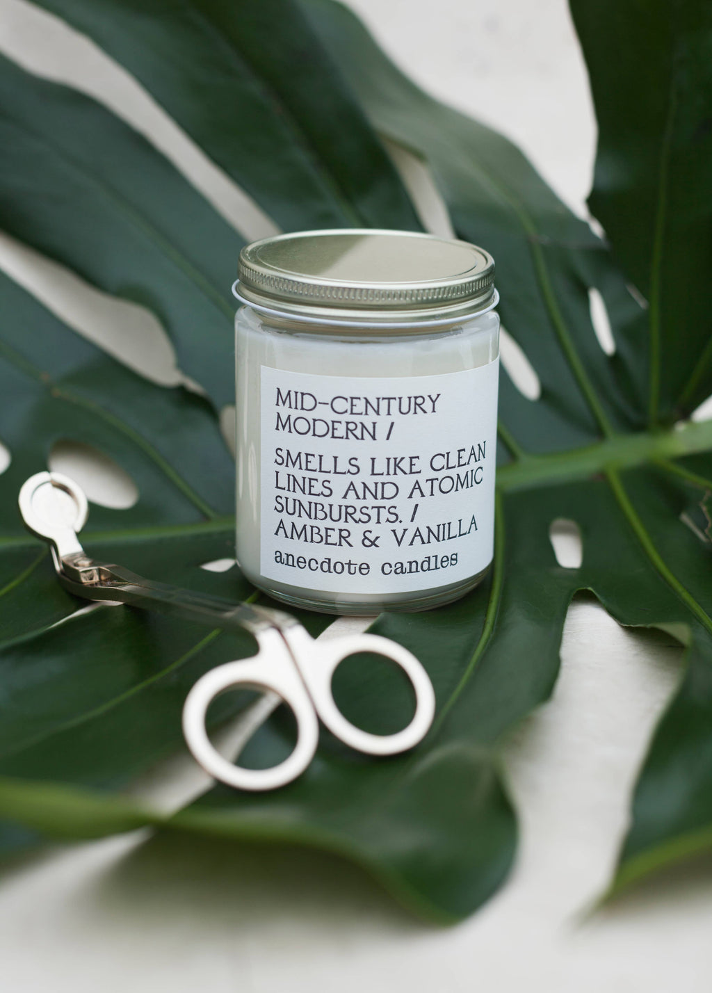 Mid-century Modern (Amber & Vanilla) Candle