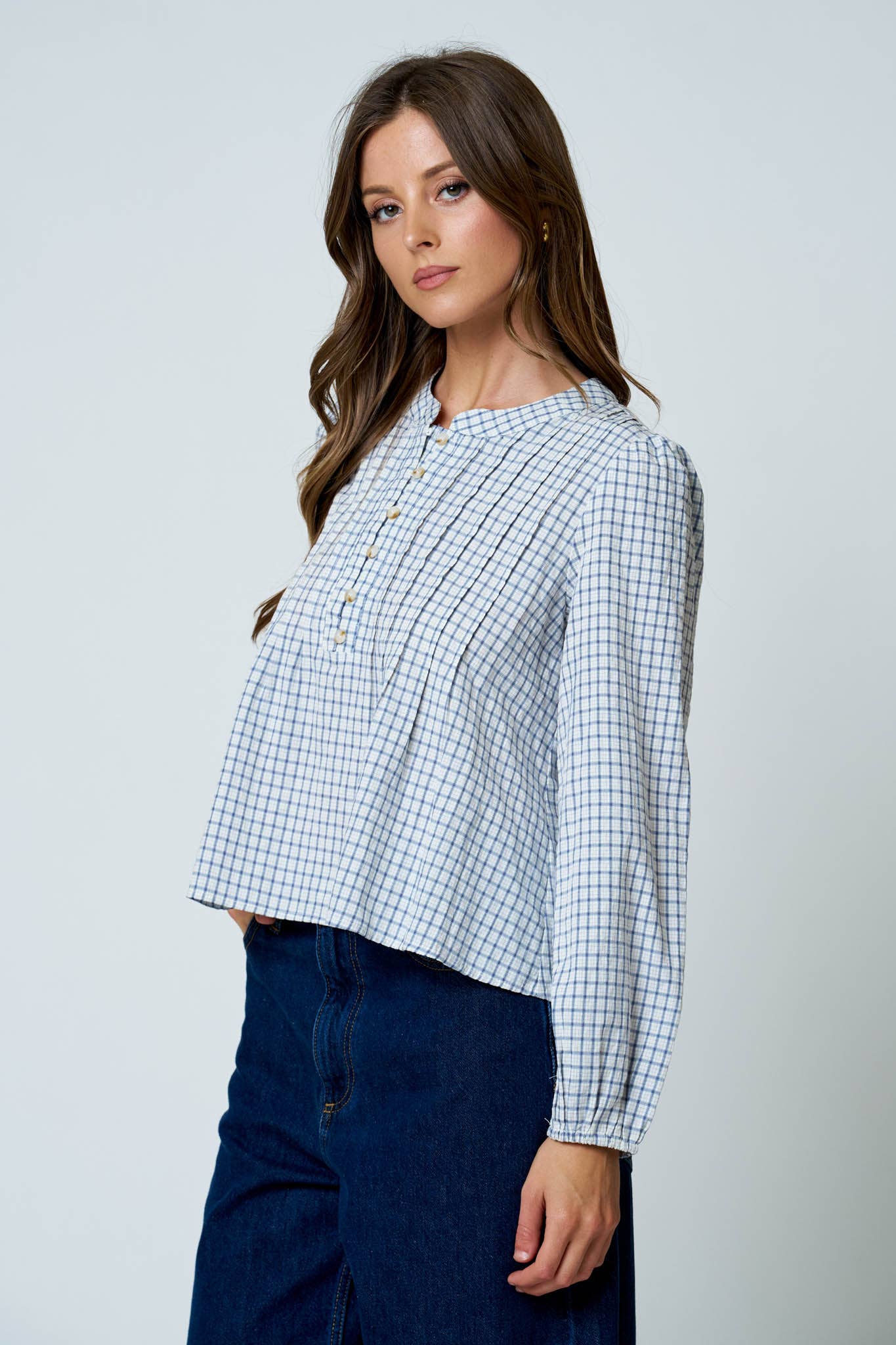 PLAID PINTUCK DETAIL HENLEY LONG SLEEVE TOP
