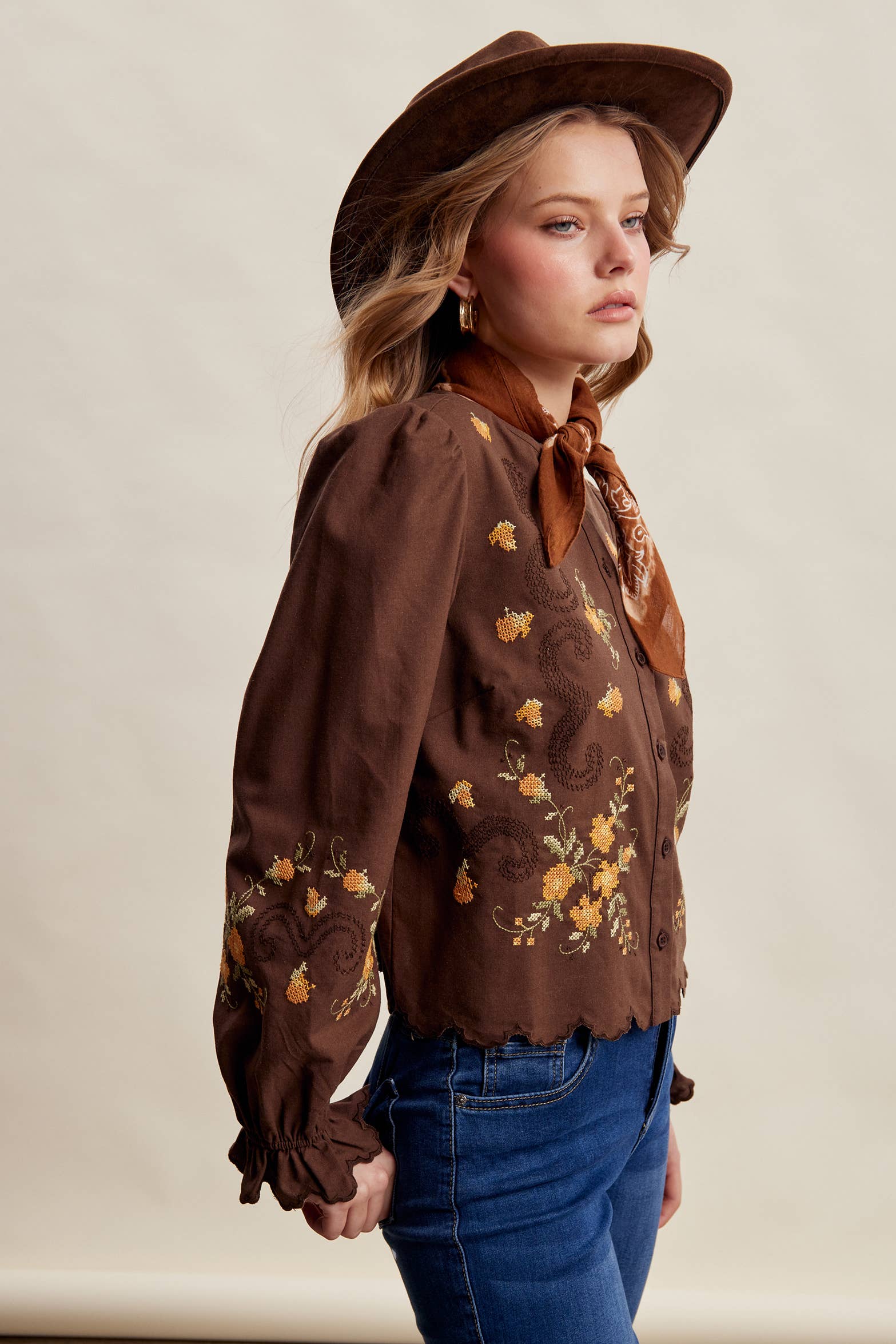 Embroidered Scallop Hem Cotton