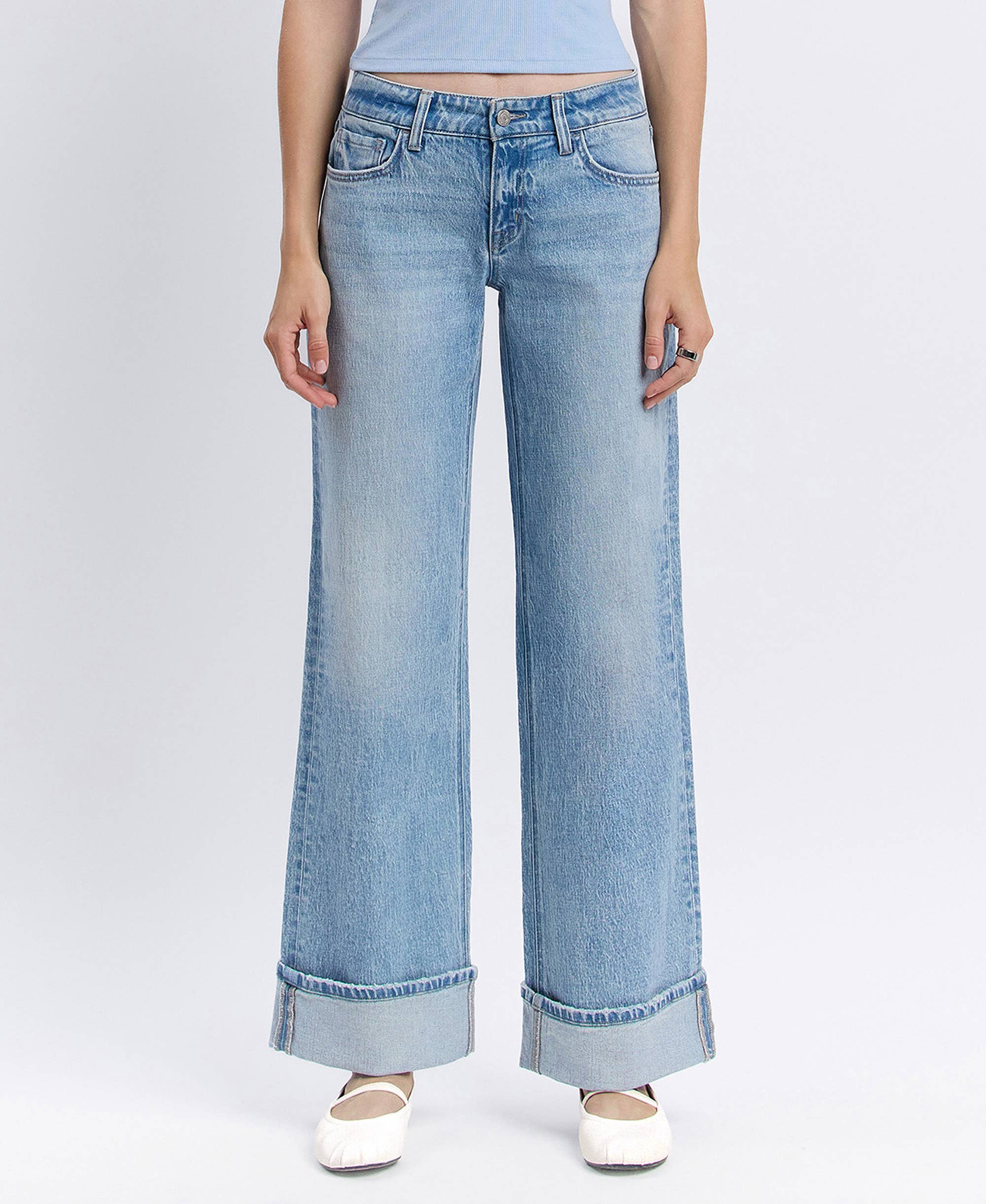 LOW RISE LIGHT WASH CUFFED BAGGY WIDE JEANS by Vervet