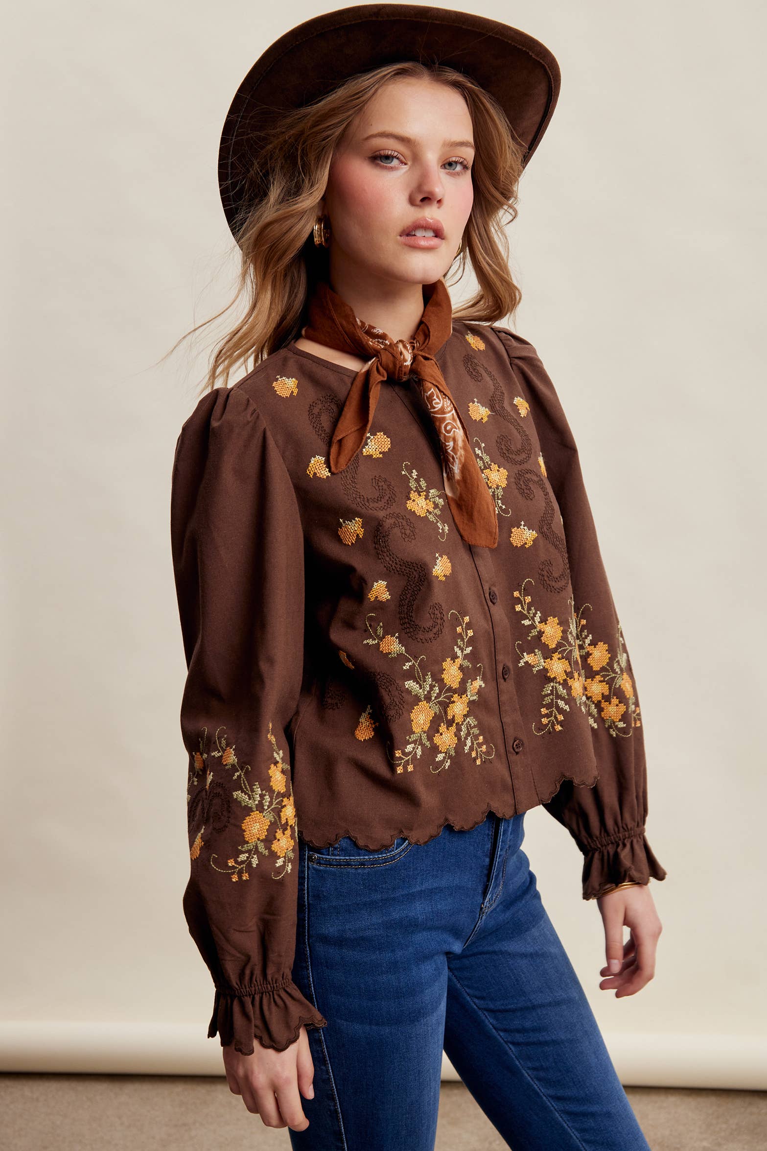 Embroidered Scallop Hem Cotton