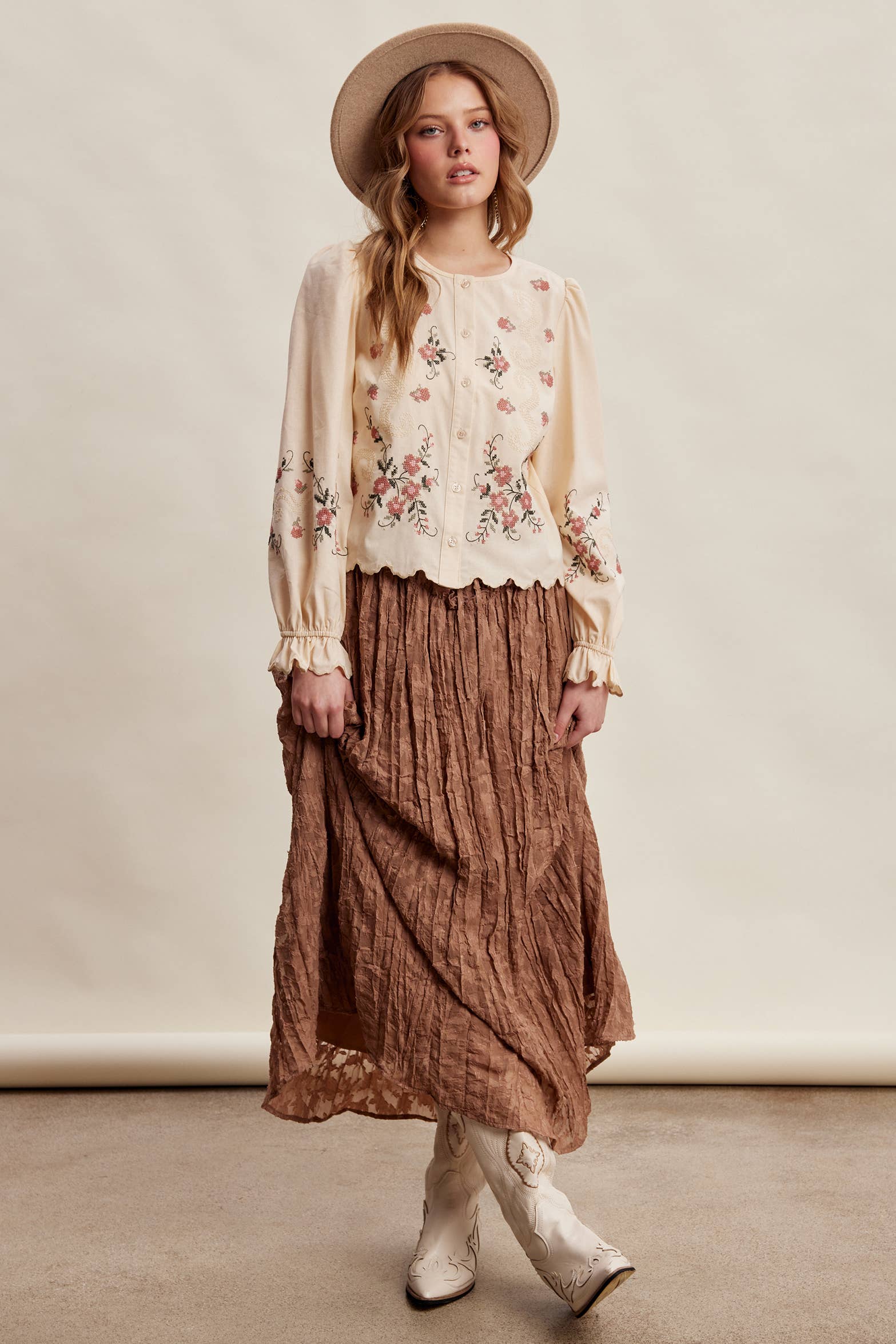Embroidered Scallop Hem Cotton