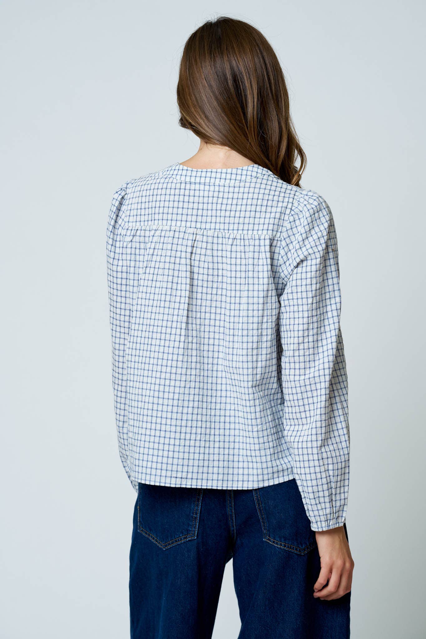 PLAID PINTUCK DETAIL HENLEY LONG SLEEVE TOP